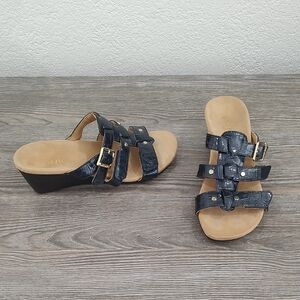 Near New Vionic RADIA Navy Blue Low Wedge Slides Size 5 Croc Embossed Orthaheel